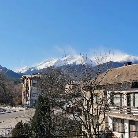 Apartment Mountain View